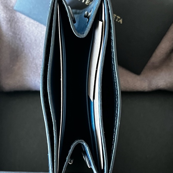 Bottega Venetia Intracciato Leather Wallet NIB - Picture 2 of 8